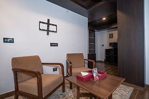 The West Gate Posada By Summit