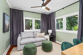 Grape Escape Inn & Suites