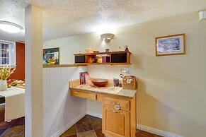 Lovely Salt Lake City Cottage w/ Outdoor Space!