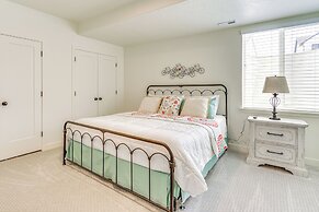 Modern Farmhouse in Herriman w/ Mountain Views!