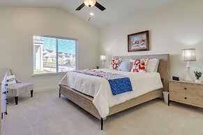 Modern Farmhouse in Herriman w/ Mountain Views!