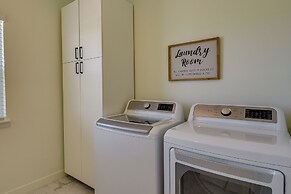 Modern Farmhouse in Herriman w/ Mountain Views!