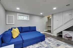 Convenient DC Studio Near Metro Stop!