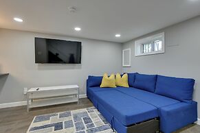 Convenient DC Studio Near Metro Stop!