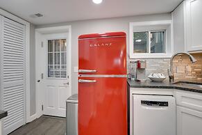 Convenient DC Studio Near Metro Stop!