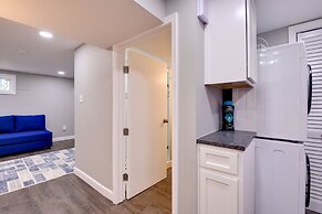 Convenient DC Studio Near Metro Stop!