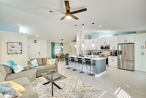 Palm Coast Home w/ Heated Pool: 3 Mi to Beach!