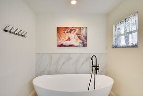 Palm Coast Home w/ Heated Pool: 3 Mi to Beach!