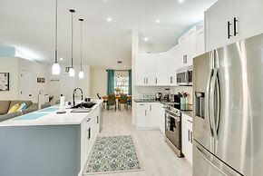 Palm Coast Home w/ Heated Pool: 3 Mi to Beach!