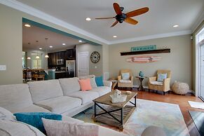 Sunlit Rehoboth Beach Townhome w/ Pool Access!