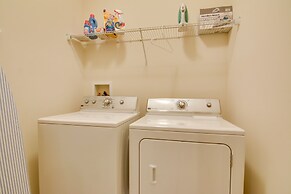 6 Mi to Rehoboth Beach: Townhome w/ Pool Access!