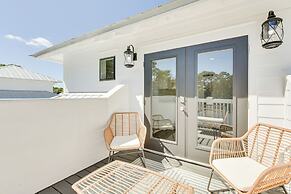 Florida Home - Grill & Pool Table, Walk to Beach