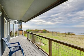 Oceanfront Port Angeles Home w/ Mountain View!