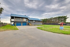 Oceanfront Port Angeles Home w/ Mountain View!