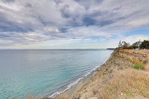 Oceanfront Port Angeles Home w/ Mountain View!