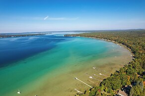 Higgins Lake Vacation Rental w/ Lake Views & Deck!