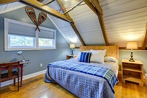 Gilford Getaway w/ Mountain Views & Fire Pit!