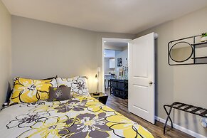 Green Bay Vacation Home: Half Mi to Lambeau Field!