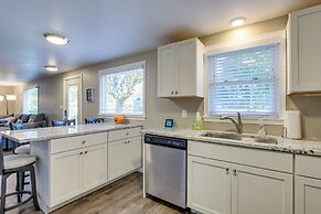 Green Bay Vacation Home: Half Mi to Lambeau Field!