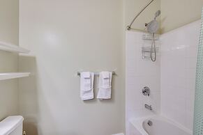 Capitol Heights Apartment ~ 8 Mi to National Mall!