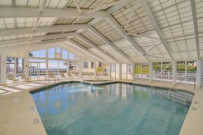 Perdido Key Condo w/ Ocean-view Balcony!
