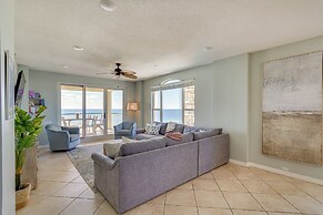 Perdido Key Condo w/ Ocean-view Balcony!