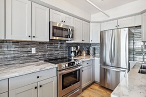 Mountain-view Deck: Stylish Virginia City Apt!