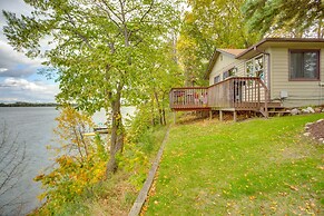 Waterfront Howard Lake Vacation Rental w/ Dock