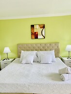 Hotel West California