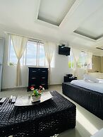 Hotel West California