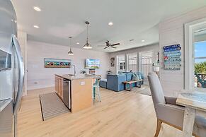 New Coastal Cottage w/ Gulf View, Shared Pool