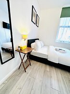 Immaculate 1-bed Studio in London