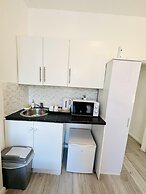 Immaculate 1-bed Studio in London