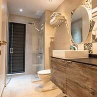 Exceptional Villa Located in Bora Bora