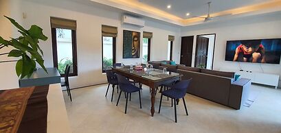 Baan Rattana Pool Villa Near The Center