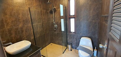 Baan Rattana Pool Villa Near The Center