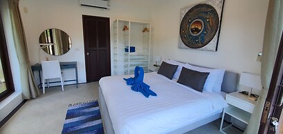 Baan Rattana Pool Villa Near The Center