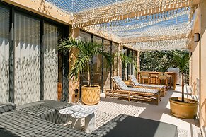 The Palm Luxury Villas Corasol by Lumina