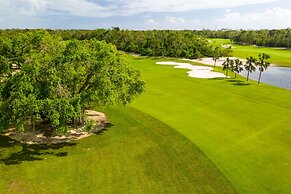 The Palm Luxury Villas Corasol by Lumina