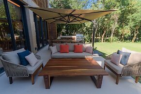 The Palm Luxury Villas Corasol by Lumina