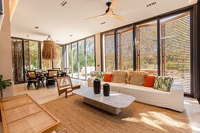 The Palm Luxury Villas Corasol by Lumina