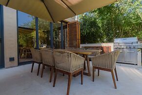 The Palm Luxury Villas Corasol by Lumina