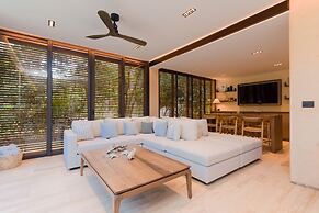 The Palm Luxury Villas Corasol by Lumina