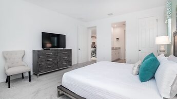 8989 Amelia Downs Trail