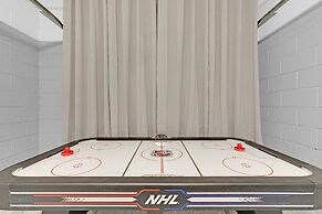 8989 Amelia Downs Trail