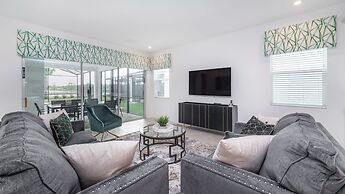 8989 Amelia Downs Trail