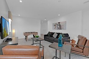 8989 Amelia Downs Trail