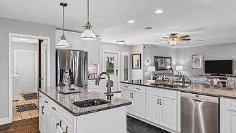 598 bal Harbor Boulevard