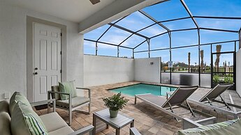 1531 Carey Palm Circle