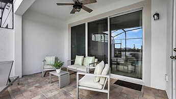 1531 Carey Palm Circle